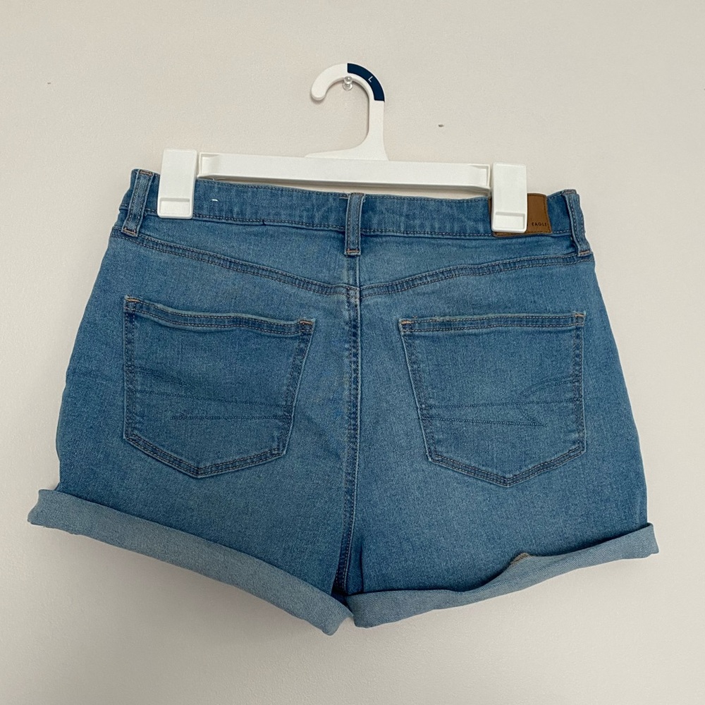 American Eagle High Waisted Shorts size 8 - Picture 4 of 6